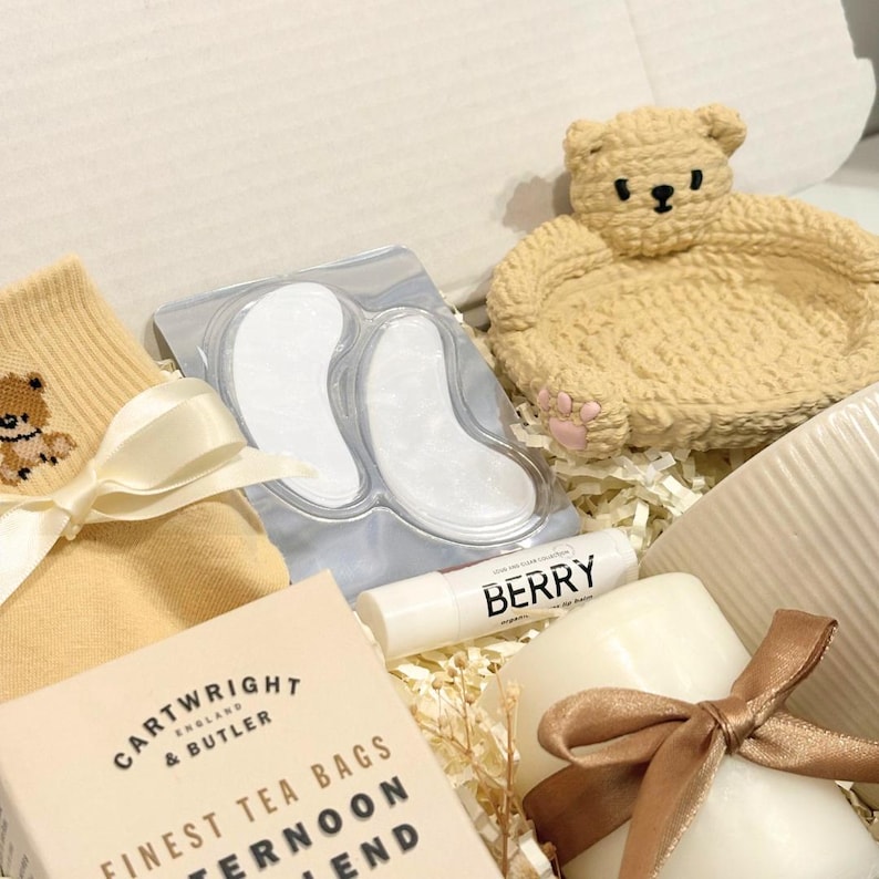 Caja de regalo "Mejórate pronto" (Reino Unido): Manta acogedora, taza y spa - Pensando en ti imagen 7
