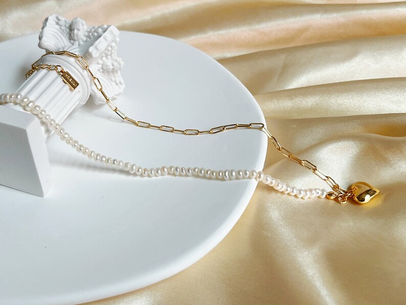 14k gold pearl studs
