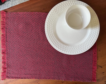 Maine Lattice Placemat - Charcoal/Red - 100% Cotton - handwoven in Maine