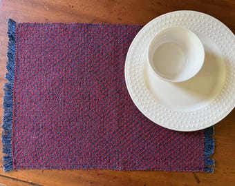 Maine Lattice Placemat - Heathered Navy/Red - 100% Cotton - handwoven in Maine