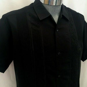 Black Guayabera 100% linen fresh wedding vacation men silk embroidery short sleeve pockets formal pen pocket