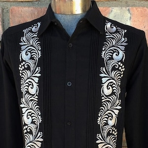 Presidential style Black Guayabera linen  wedding vacation men elegant unique silk silver plated embroidery long sleeve button down Mexico