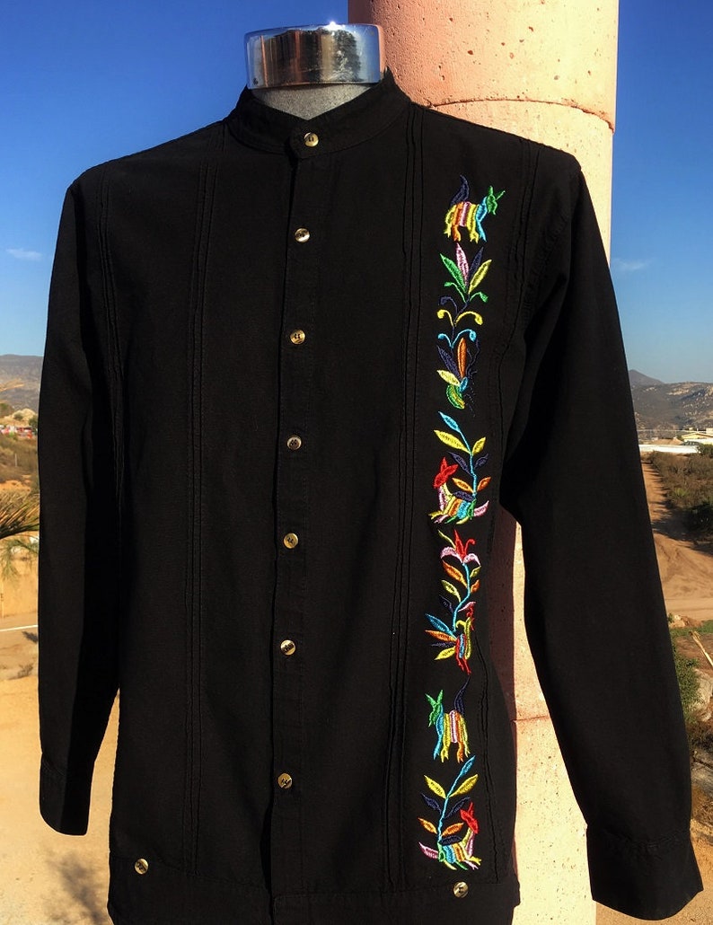 Men’s Guayabera Cancun Black main image 1