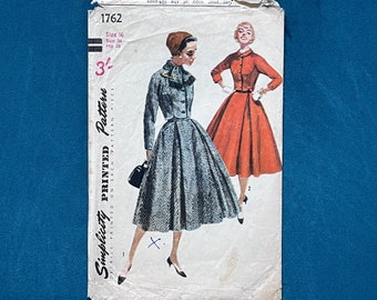 Simplicity 1762 Two Piece Suit Pattern