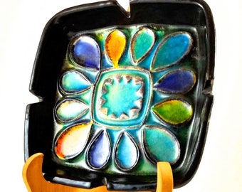 Cenicero de cerámica de arte de mediados de siglo