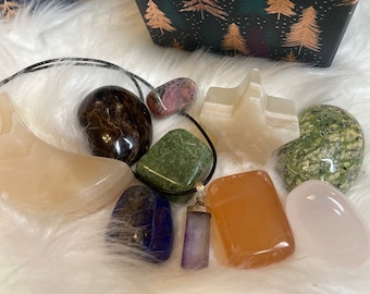 crystal healing box, crystal mystery box, crystal box, healing box, crystal, crystal gift box, Christmas gift box, healing stones, gemstones