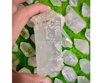 Raw Clear Quartz Crystal 195 Gram , Rare clear quartz crystal, clear quartz stone, inner healing stone, healing crystal clear quartz