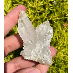 RAW 45 Grams Natural Clear Quartz Crystal Specimen , rare clear quartz crystal , healing stone, mineral specimens , healing crystals