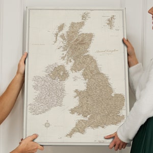 Personalisierte Push-Pin-Karte Großbritannien und Irland im alten Stil – Vereinigtes Königreich Reisereise – Pinnwand-Karte – Leinwanddruck – Geschenk für Reisende – Reiseplan