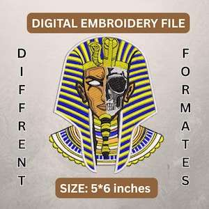 Pode incluir: Ficheiro de bordado digital com um faraó egípcio, metade humano e metade caveira. O design usa tons de ouro, azul e branco, com o texto "DIGITAL EMBROIDERY FILE" e "DIFFERENT FORMATS". O tamanho é de 12,7 cm x 15,2 cm.