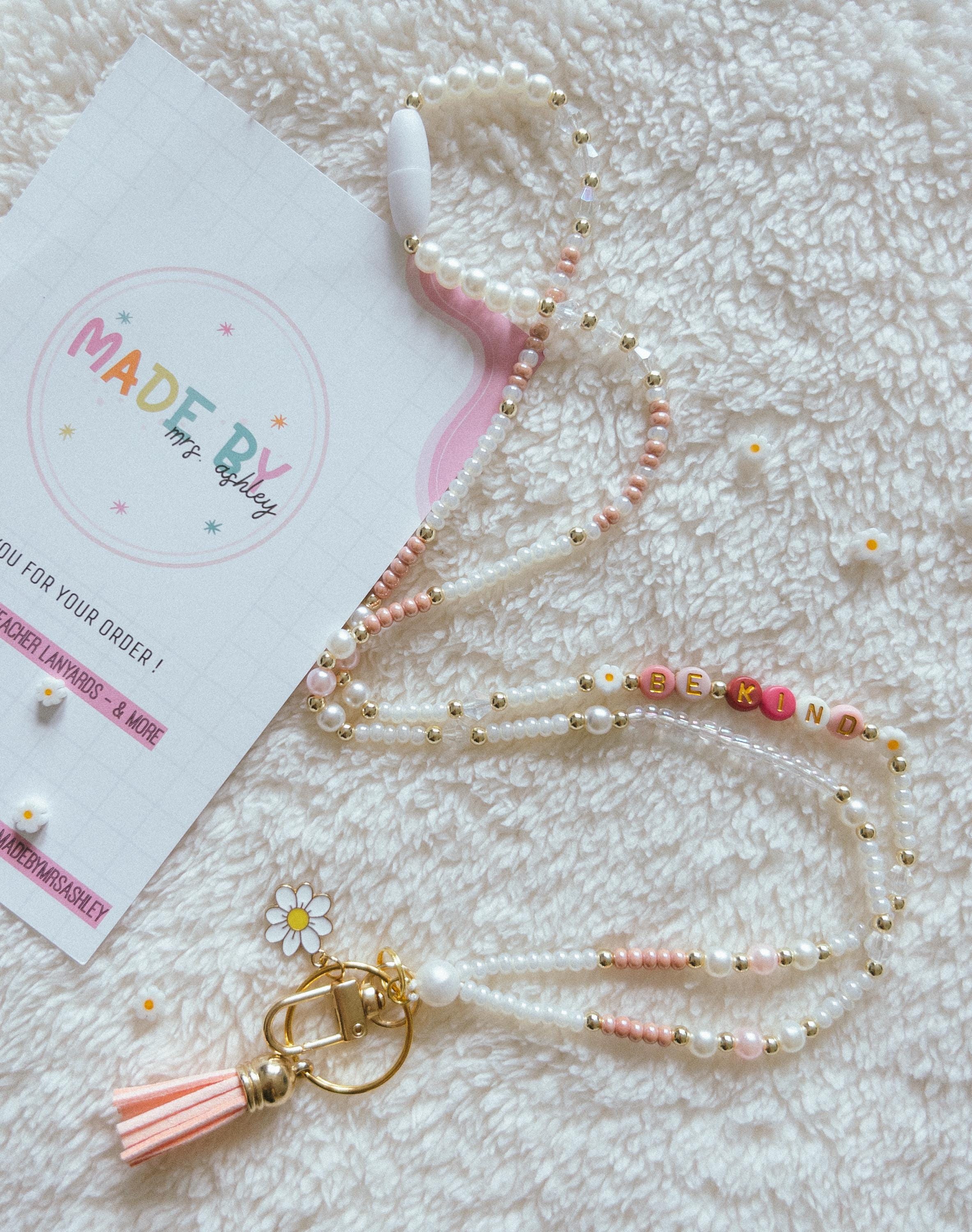 NEW DAISY Pink Lanyard, Beaded Lanyard, Teacher Lanyard, Personalized Lanyard, Custom Made Lanyard, Teacher Gift, Badge Holder, ID Holder