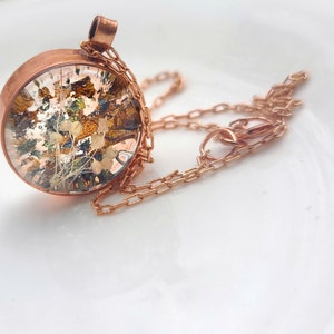 Pressed Flower Necklace//Baby's breath//Flower Necklaces for Women//Handmade Jewelry//copper necklace
