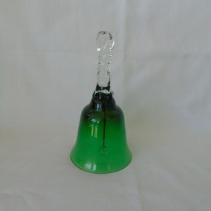 Campana di vetro verde smeraldo