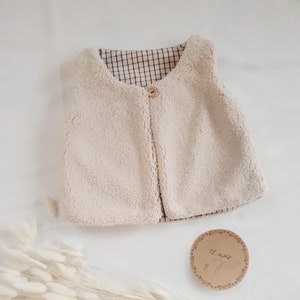 Boy&#39;s sleeveless vest/shepherd&#39;s vest