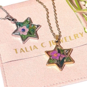 Collier botanique Magen David personnalisé avec la couleur des fleurs de votre choix, pendentif étoile de David personnalisé, bijoux Judaica, Talia C