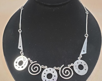 Vintage Sterling Silver Geometric Cut Out Shapes Circles Spirals Necklace Mex