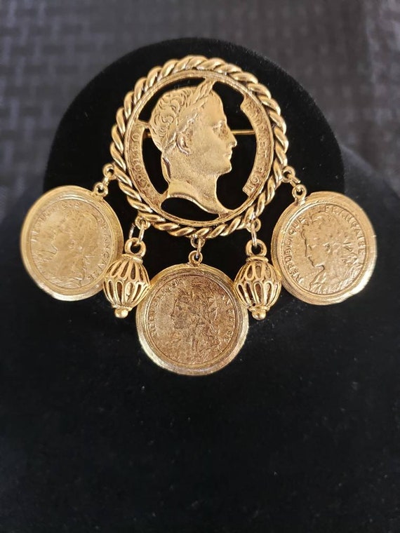 Gold Tone French Coin Brooch Republic of Francaise 25 Centimes