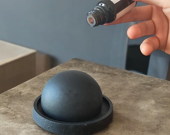 Piedra aromática de hormigón negro: difusor de aceites esenciales hecho a mano