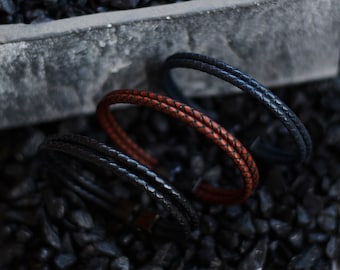 5 pz/20 pz/50 pz Braccialetti personalizzati, braccialetti in pelle incisi, braccialetti in pelle, logo personalizzato, braccialetti in pelle per uomo, regali, logo