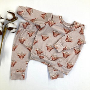 Dottie highland cow organic baby leggings, unique baby gift, baby joggers, baby trousers, image 4