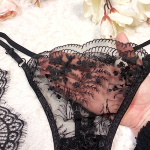 Gothic florals thong