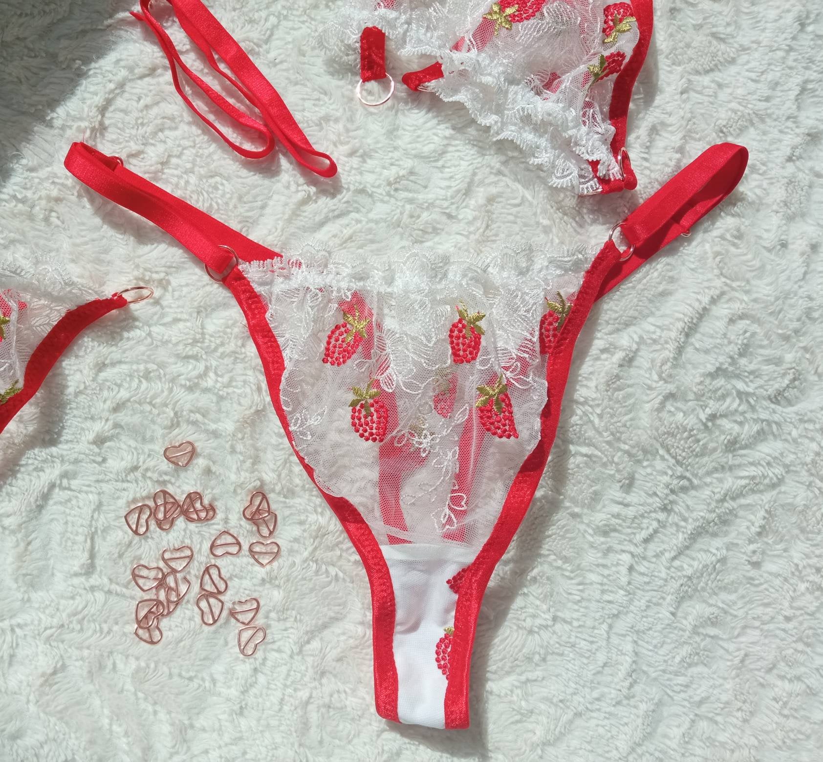 Kawaii Girly Strawberry Lace Up Tube Top Lingerie Set – Sofyee