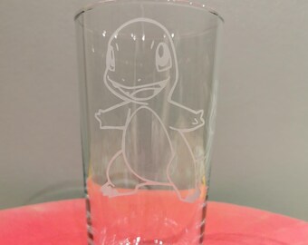 Vaso de pinta Charmander grabado (pinta británica / 570 ml)