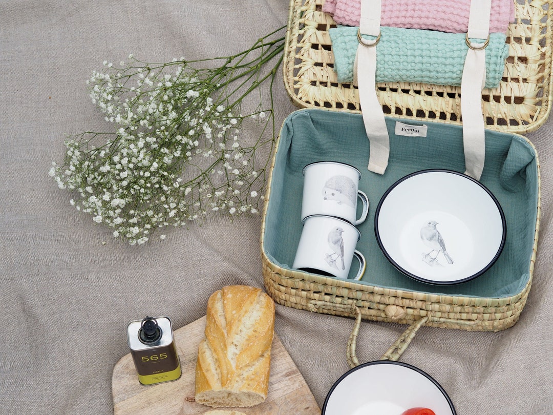 Picnic Set for Two, Personalized Picnic Basket, Sustainable Picnic Set