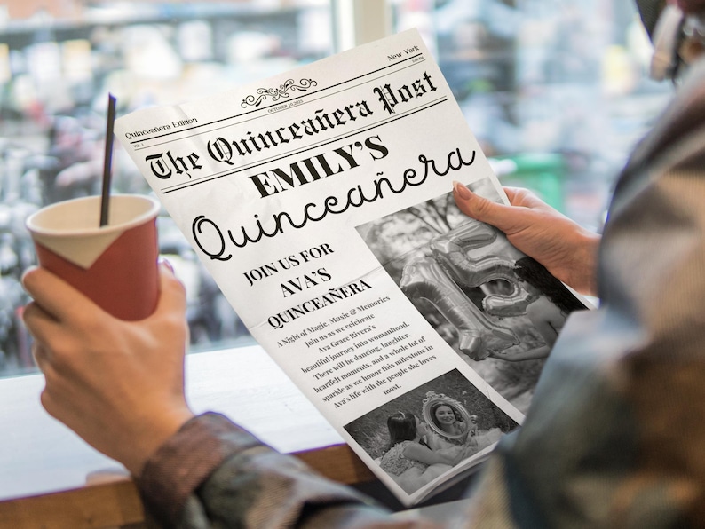 Puede incluir: Una invitaci&oacute;n en blanco y negro estilo peri&oacute;dico para una Quincea&ntilde;era. El titular dice "Emily's Quincea&ntilde;era" y el subt&iacute;tulo dice "Join us for Ava's Quincea&ntilde;era". La invitaci&oacute;n incluye una foto en blanco y negro de una joven con un vestido.