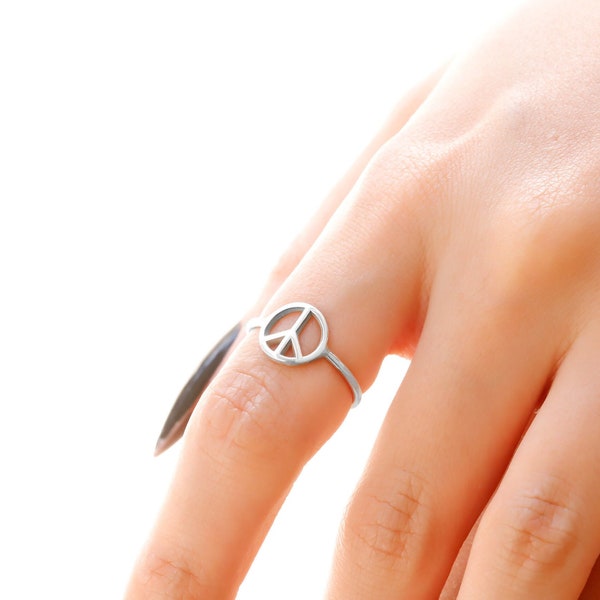 Sterling Silver Peace Ring | Minimalist Gold Ring | Peace Sign Dainty Ring | Gift for Women