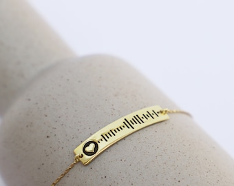 Bracelet d'amitié avec code musical scanné personnalisé avec coeur | Bracelet de cheville en or Soundwave Dainty | Bracelet chanson | Cadeau pour femme