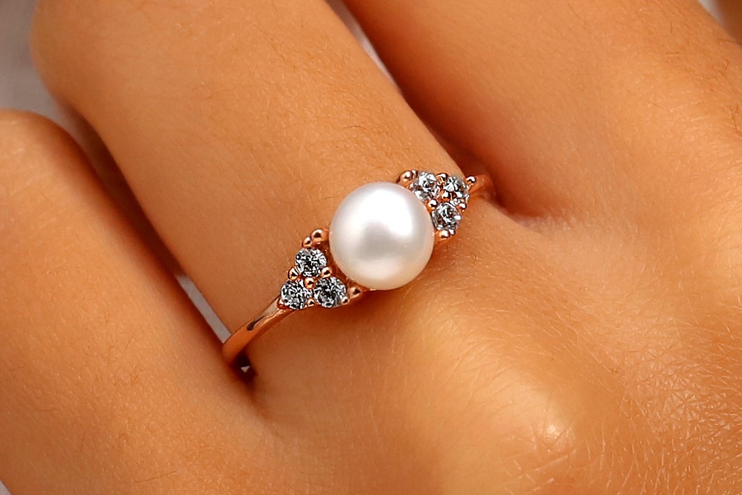14K Rose Gold Elegant Natural Pearl Ring With Diamond Vintage Pearl