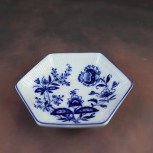 Piatti esagonali in porcellana vintage, Vista Allegre, 1824 VA, Portogallo, dipinti a mano, autentico cobalto, ciotola con motivo a cipolla
