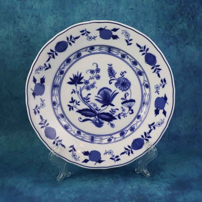 Vintage porcelain, coffee service, onion pattern, genuine cobalt, Wellco Krefeld, cups and saucers, cake plates, dishwasher safe image 8