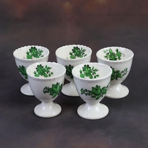 Vintage Spode Eierbecher , Set von 5, Porzellan England, Greem Bastet,  Handgraviertes Porzellan,  Feines Sammlergeschirr der 1980er Jahre