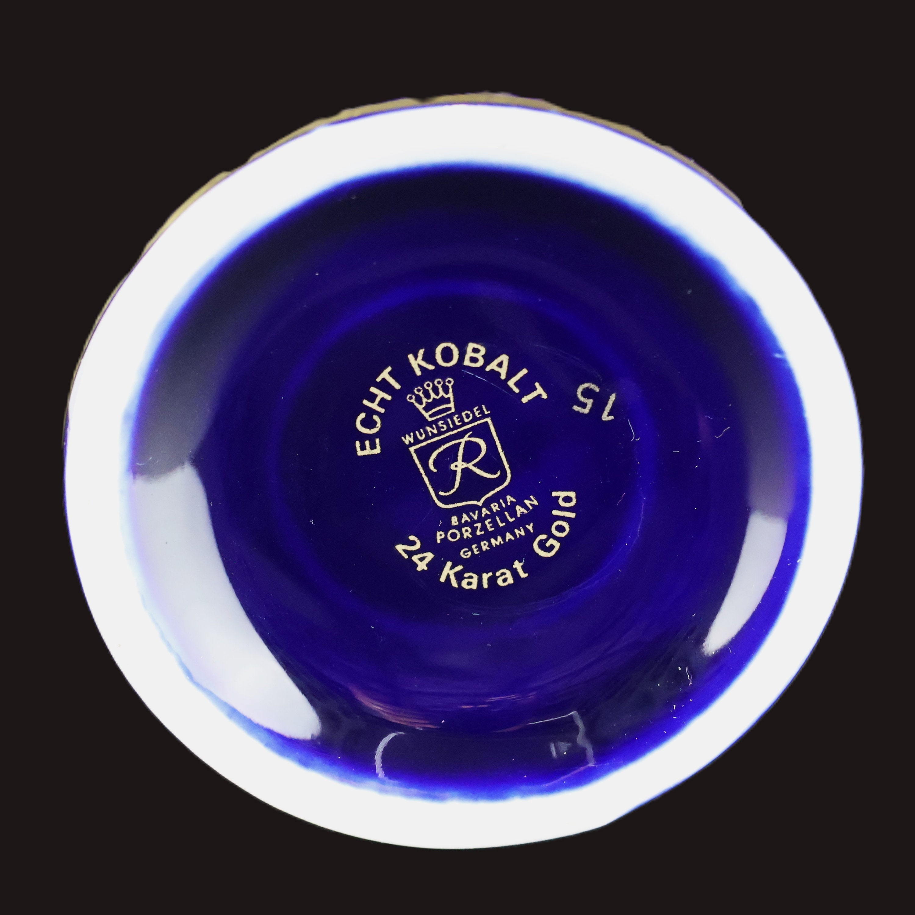 Bavaria Germany Porzellan 24 Karat Gold Wert Blue Porcelain Vase 24 Carat Gold / Real Cobalt / Bavaria Porcelain