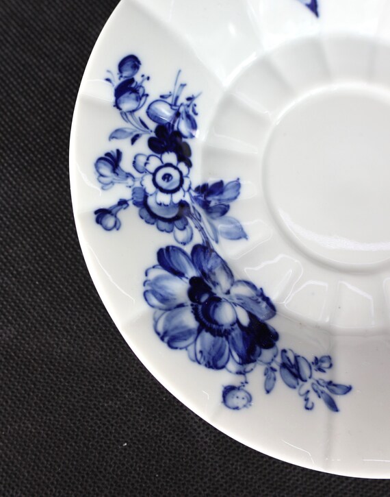 Meissen 磁器皿 青い花模様 約24cm x 13cm