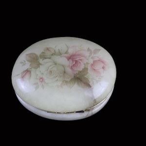 Vintage-Dekor -  Retro-Kunst - Echte Alabaster-Schmuckschatulle - handgeschnitzt mit floralem Motiv