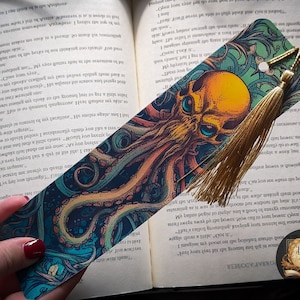 Kraken Bookmark | Cthulhu Bookmark | Fantasy Bookmark | Laminated Bookmark | Bookmark with Tassel