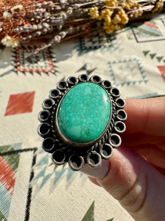 Flower turquoise ring