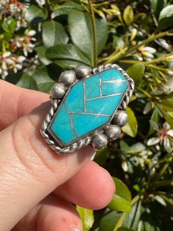 Stunning southwestern style inlay turquoise ring - image 2