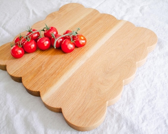 12" Scalloped Cutting Board
