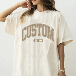 Camiseta universitaria con letras personalizadas y colores cómodos, letras universitarias, letras deportivas, letras de jersey personalizadas con colores cómodos, texto personalizado