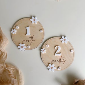 Jalon bébé | Jalon Boho Baby | Disque jalon fleur marguerite en bois | Marqueur d'étape mensuel pour bébé | Croissance de bébé | Accessoire photo bébé