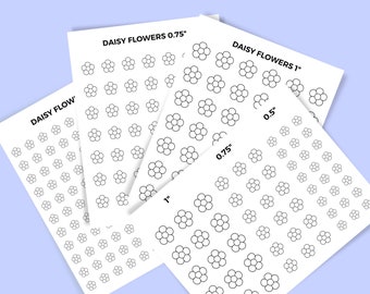 Op de afbeelding: Vier vellen wit papier met zwarte contouren van madeliefjes erop gedrukt. De vellen zijn gelabeld met "Daisy Flowers 0.75", "Daisy Flowers 1", "Daisy Flow" en "0.5".