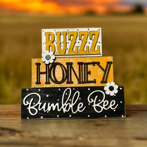 Bumble Bee tiered tray decor