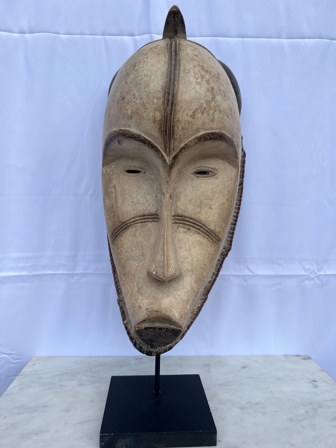 NGIL Große Kosmetiktasche Schwarz – Aus Leinen, Ca. 21,5 X 16,5 X 8,9 Cm, Mit Reißverschluss & Polsterung