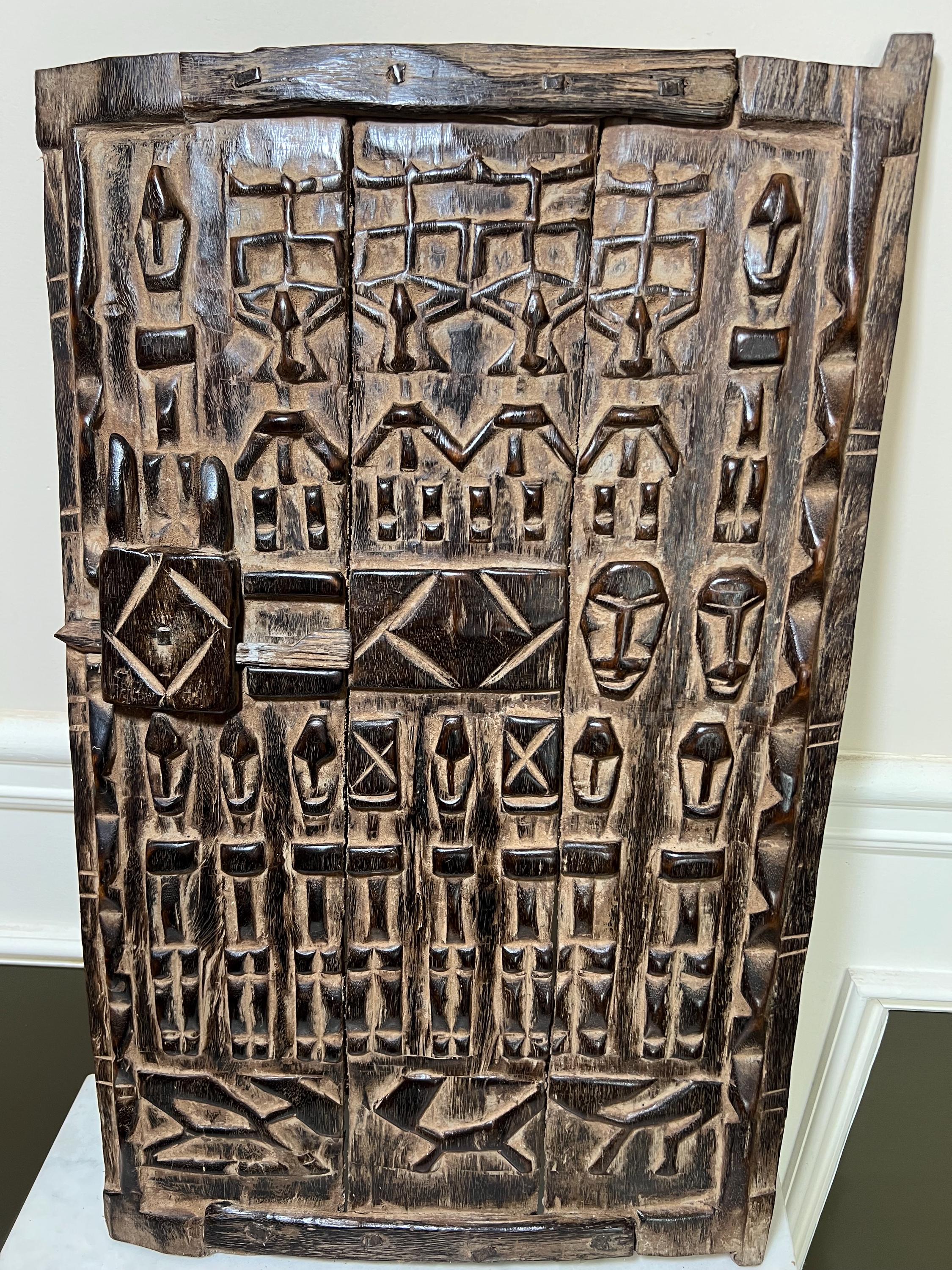 Art of the Dogon (英語) ドゴン族のアート 手彫りのアフリカのドゴン族の