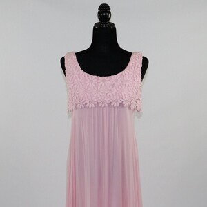 Light Pink 60s Floral Chiffon Dress for Spring Summer - Vintage Short Sleeve Scoop Neck Gown