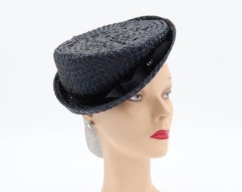Vintage 1940s Navy Blue Straw Hat with Velvet Bow Vintage 1940s Navy Blue Straw Hat With Velvet Bow - Etsy main image 4